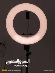  1 إضاءة LED حلقية إضاءة دائرية (رينق لايت) مع حامل جوال ، متعددة الإضاءات - حجم كبير