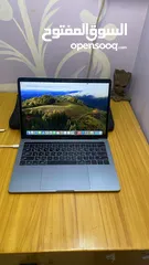  1 MacBook Pro 2018/512 ssd/16 ram/13 inch/2GB graphics