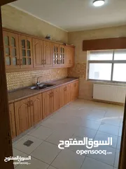  6 شقة في منطقة عبدون 3نوم 160م