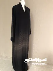  11 فساتين شبه جديده مشكله