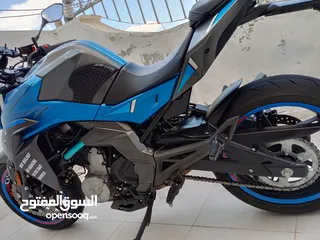  13 دراجه سي اف موتو  NK650cc بحالة الجديدة استعمال خفيف جدا موديل 2021
