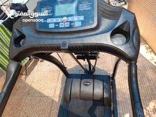  1 جهاز كهربائي مشي تردميل