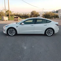  3 Tesla model 3 2022 STANDARD PLUS  فحص كامل ولاملاحظة بسعر مغررررري