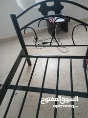  1 ثلاث تخوت للبيع
