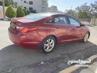  6 ‎هونداي سوناتا بنزين موديل2012 ماشيه 117000 كلم لون احمر للبيع