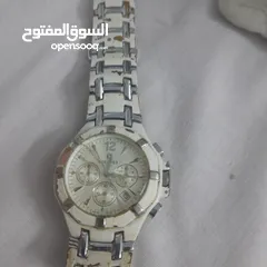  1 ساعات ماركه