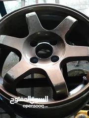  2 جنط فولك اربع براغي قريب