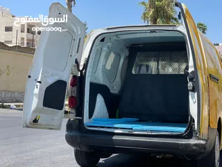  4 فان بيجو للبيع بارتنر موديل 2015