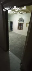  3 غرفه للإيجار نظيفه مع حمام مستقل ب 50الف ريال يمني