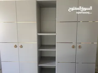  2 غرفه نوم كامله نظيفه لكان باب الكبت يحتاج تصليح متوفر باب  الغرفه من هوم سنتر