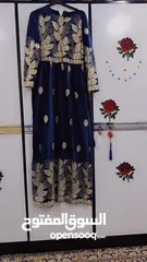  2 فساتين للبيع