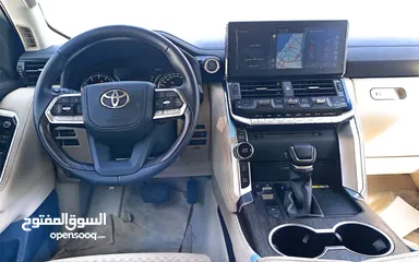  16 Toyota LAND CRUISER 2022 New GCC