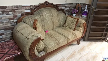  3 طقم كنبايات و طاولات للبيع