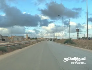  2 نبحث عن عقار ارضي للايجار في اي منطقة داخل بنغازي