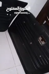  5 كراسي جلد bm e28,e29...e30 بحالة ممتازة جلد اصلي سيكة نظيفه لا يوجد فيها هريان مع بطانات جديدة اصلية