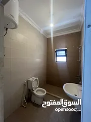  18 شقة كبيرة بمدخل مستقل تشطيب ديلوكس للايجار (مساحة 150م2)