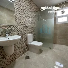  8 فيلا جميلة مطلة على البحر Beautiful Sea-View 5 BR Villa