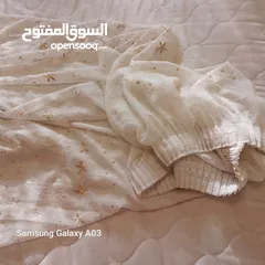  3 بردايه قماش اسباني اصلي غير مستعمله نهائي اتخيطت ولم تستعمل  مرتبه وجديده سعرها 10  قياسها 160 *270
