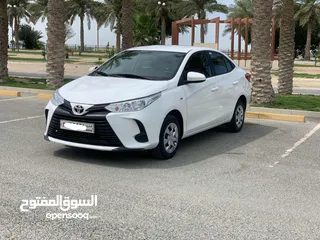 2 Toyota Yaris 2021 (White)