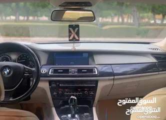  8 بي ام دبليو 740 خليجي مواصفات خاصة