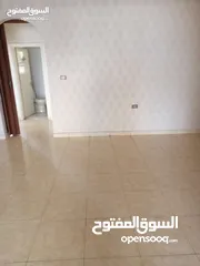  3 شقة للايجار البيادر قرب النادي الاهلي طابق اول مساحة 130م