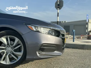  6 هوندا اكورد LX 2020