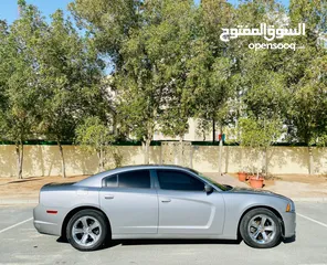  5 A Very Well Maintained DODGE CHARGER 2014 SILVER GCC SXT Edition With Sunroof