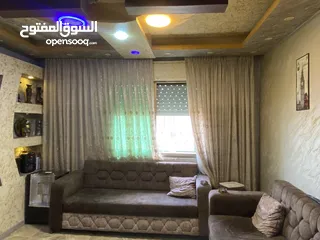  5 شقة روف للبيع