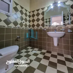  4 Beautiful 5 BR Villa / فيلا قرب شارع 18 نوفمبر