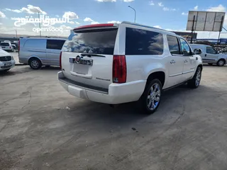  14 كاش أو اقساط من المالك كاديلاك اسكاليد 2011 VIP PLATINUM XL مميزه جدا 6.2cc