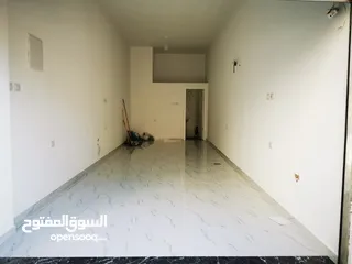  10 محلات للأيجار في حي المعاجين