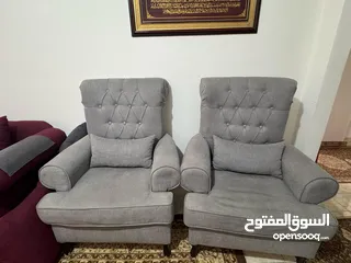  2 طقم كنب مع مفردتين