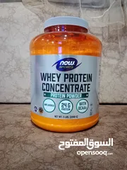  1 بروتين whey غير منكه وبروتين بنكهة الشوكولاته