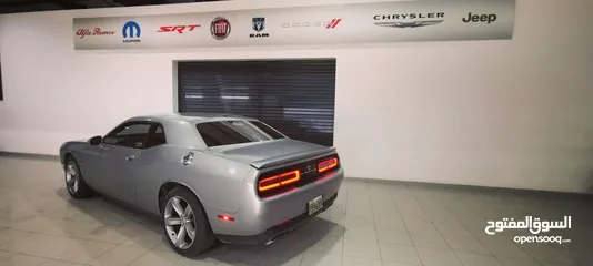  3 Dodge Challenger R/T