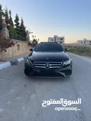  9 Mercedes Benz E300 بنزين بحالة الوكالة