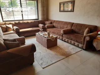  6 كورنر كبير للبيع