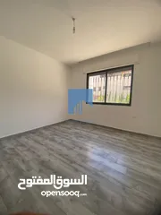  5 شقة طابقية فاخرة للبيع في الكرسي - قرب المخابرات طابق ثاني 300م تشطيب سوبر ديلوكس لم تسكن