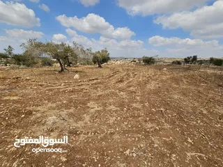  4 قطعة ارض للبيع مساحة 878 متر من ارض بيت قاد من المالك مباشرة.. الارض مطلة وكاشفة