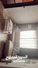  13 مستعجل - شقة مميزة للبيع 160 متر مع روف 55 متر حي الكرسي عمر البناء 10 سنوات