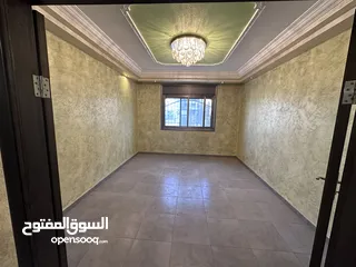  1 شقة بالقرب من مفرق ال17