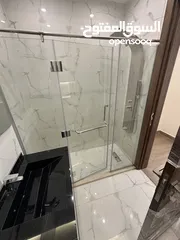  9 شقه ارضيه جديده مع تراس و كراج لم تُسكن بعد للبيع