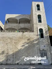  1 عقار للبيع