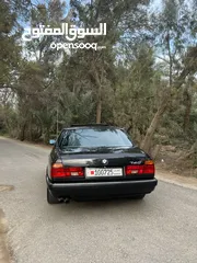  19 BMW 740i للبيع