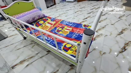  7 سرير طفل للبيع