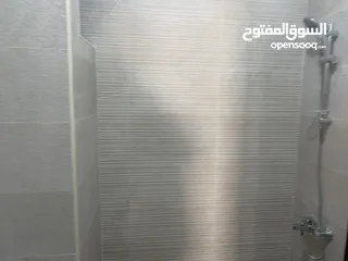  17 شقة ارضية للبيع - عبدون الشمالي- قرب السفارة البريطانية. Flat for sale-Abdoun-Near British embassy