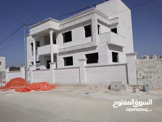  2 كحيل حجر  وتنظيف الصاروخ بالقذق الرملي او الصاروخ وصيانة المباني القديمة وعزل الحجر بماء الزجاج