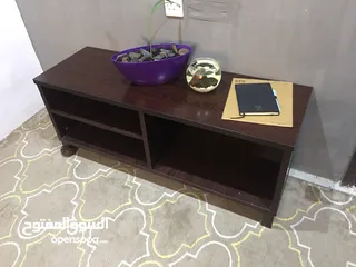  1 WOODEN TV TABLE