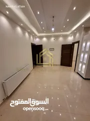  14 شقة فاخرة - خلدا - 3نوم 1ماستر - تدفئة غاز - بإطلالــــه مميزة - قرب الخدمات - موقع هادئ ومميز