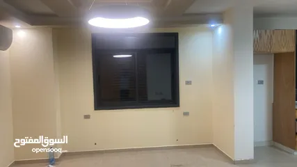  2 شقة حديثة واسعة للإيجار