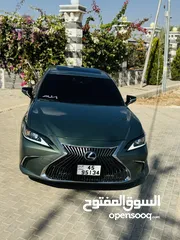  3 لكزس es300h 2019 فل كامل اعلى مواصفات